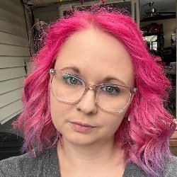 CraftyCassondra Avatar