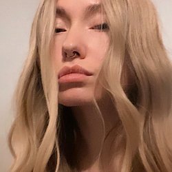 Lana Elanor avatar
