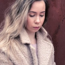 Julia M Watercolor Avatar