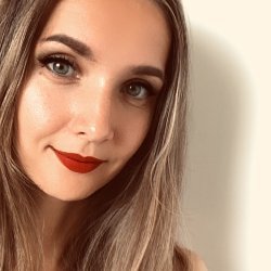 Polli Deeva Avatar
