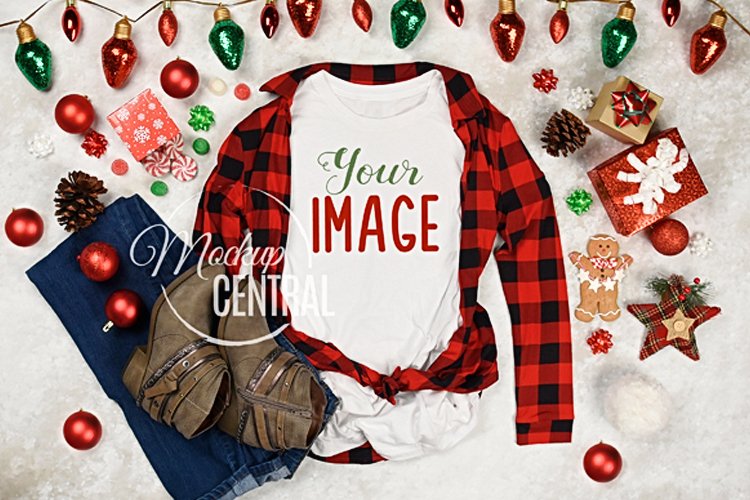 T-Shirt Christmas Winter Shirt Mock Up 