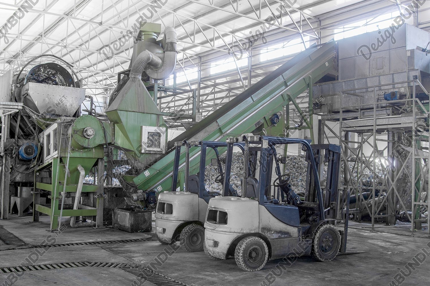 Plastic bottle recycling plant (844726) Industry Design Bundles