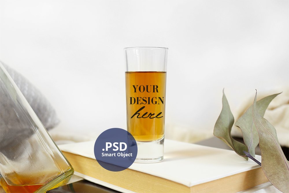 Full Shot Glass mockup, on a Minimalistic Background PSD