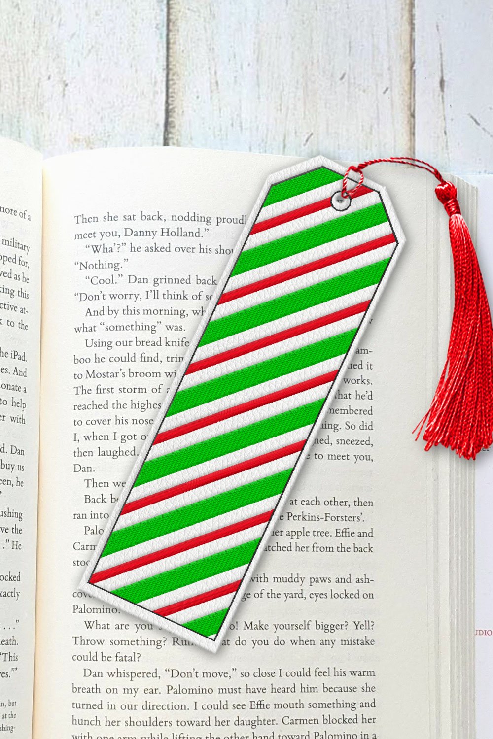 Dual Stripe Christmas Bookmark ITH Applique Embroidery File