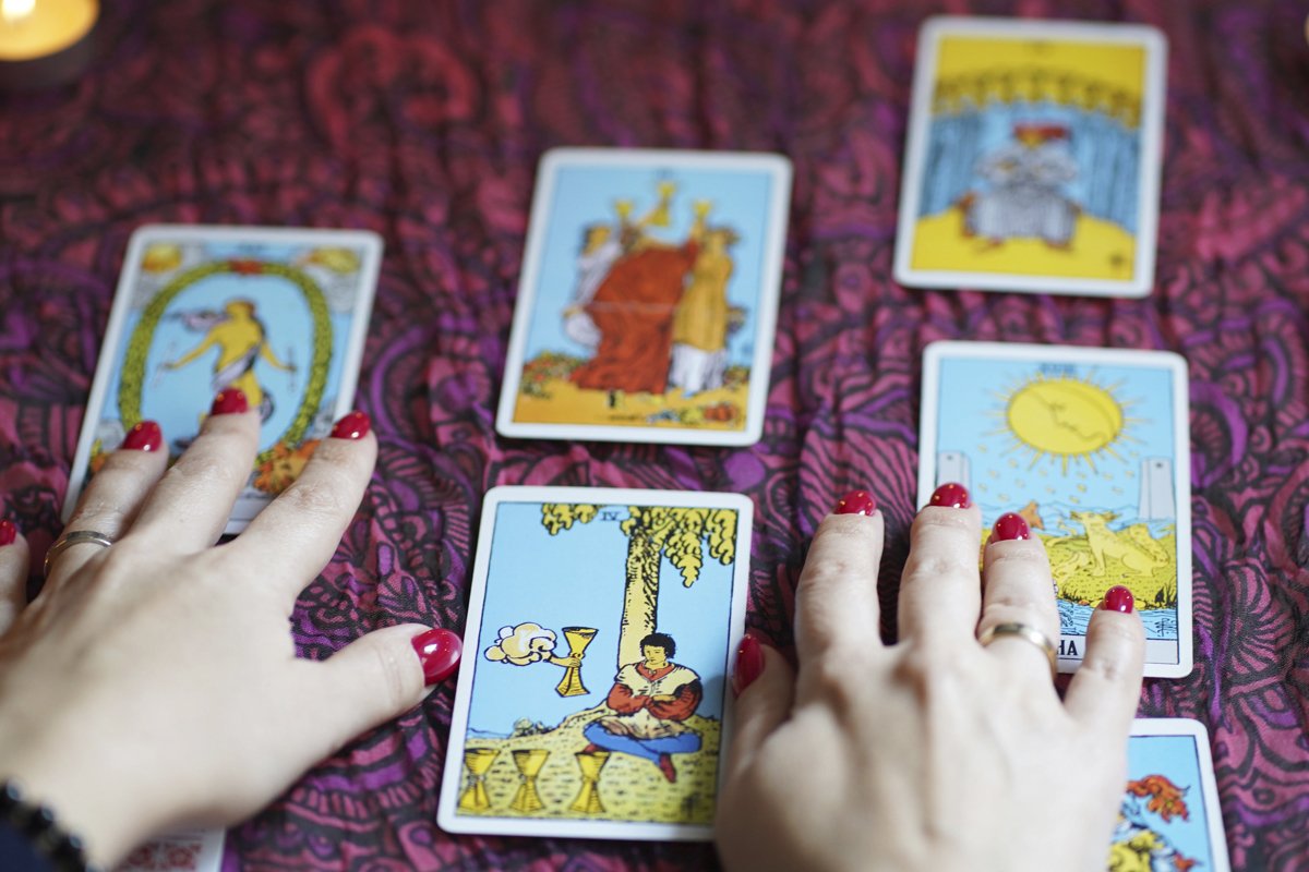 editorial tarot cards, fortune telling and predictions example image 1