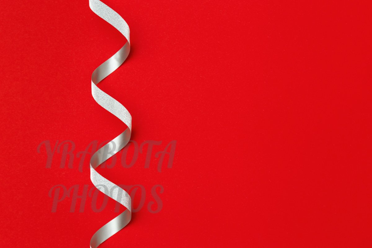 Silver streamers serpentine and bows example image 1