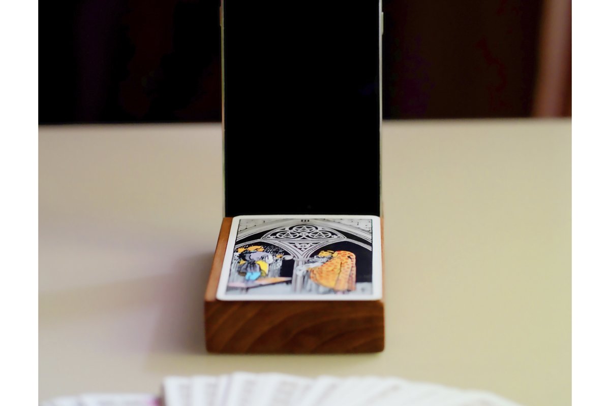 editorial tarot cards, fortune telling and predictions example image 1