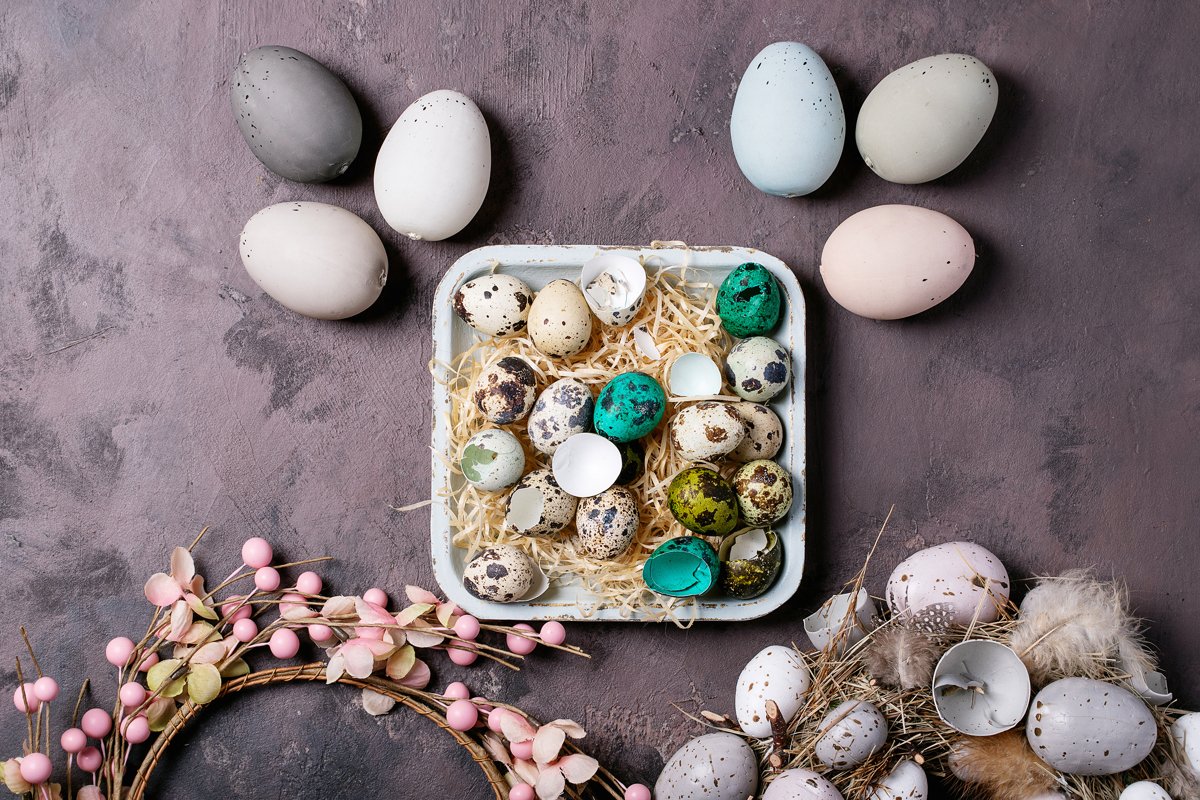 Traditional Easter decoration example image 1