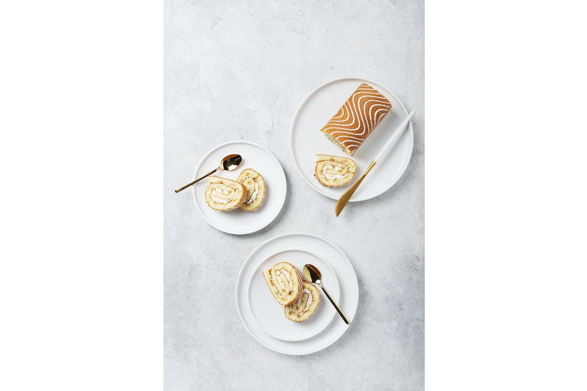 Sweet roll cake with white biscuit and cream example image 1