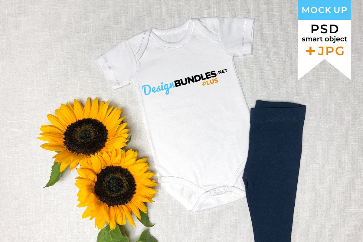 Mockup Baby Clothes in PSD and JPG Files | Crafters mockup example image 1