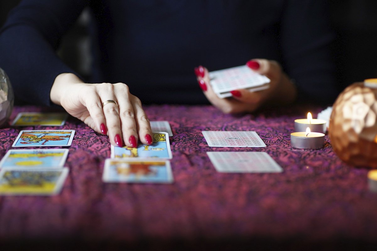 Defocused universal tarot cards. Mystical atmosphere example image 1