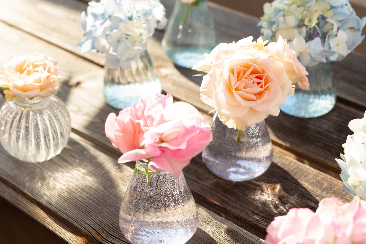 Blue hydrangea,pink sweet pea Lathyrus,roses in crystal vase example image 1