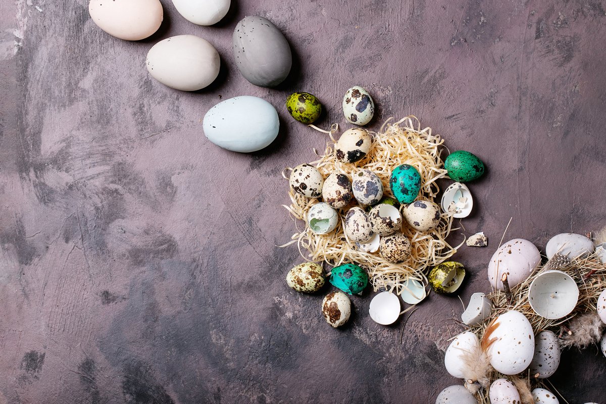 Traditional Easter decoration example image 1