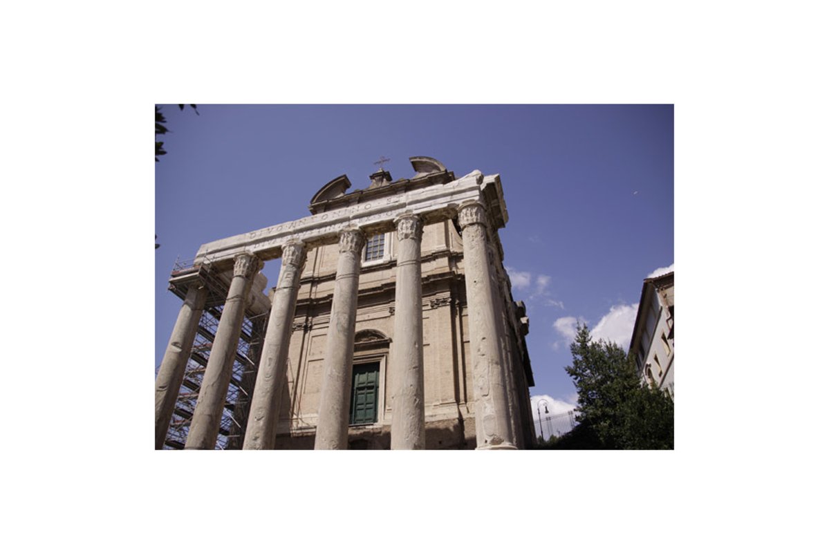 What makes roman architecture unique picture