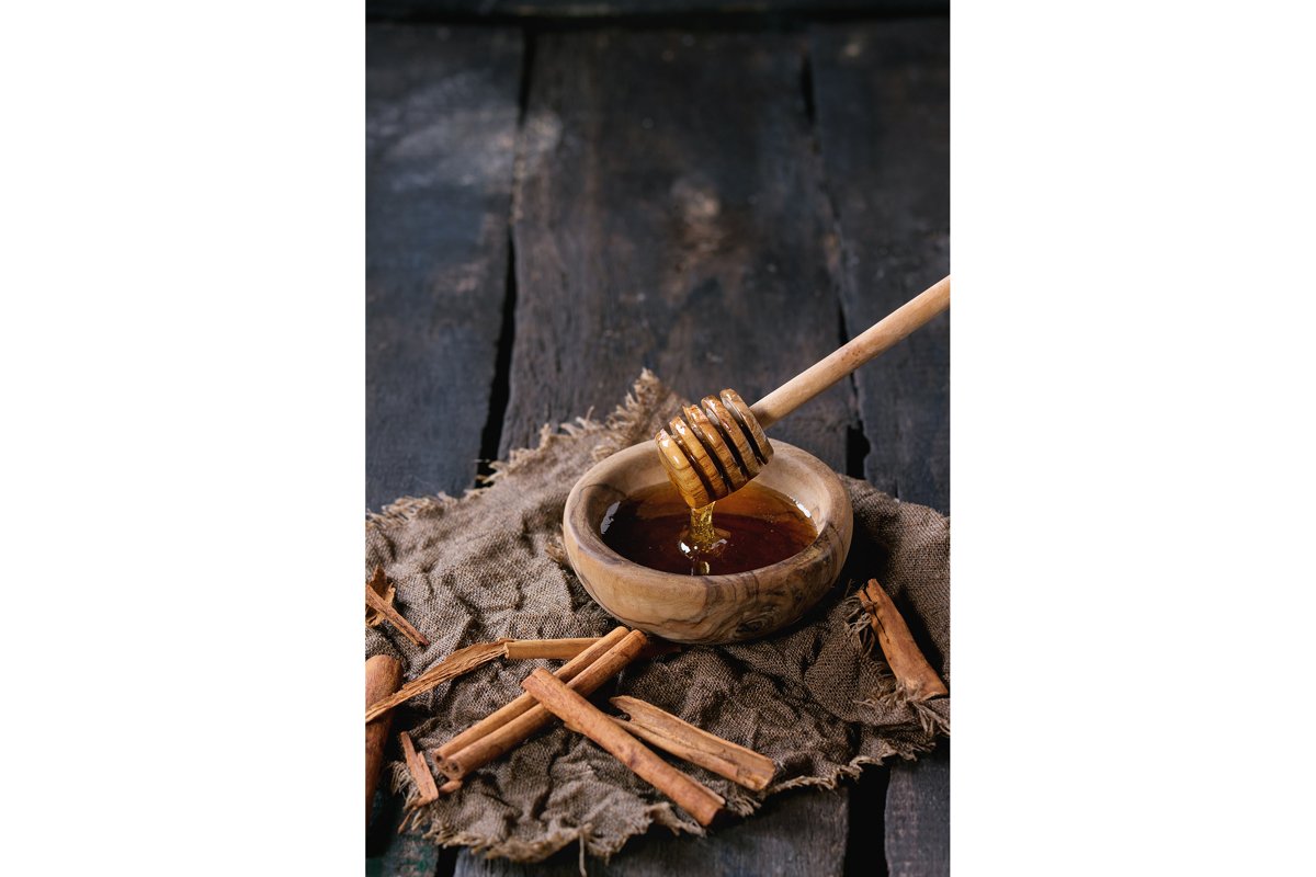 Honey and cinnamon example image 1