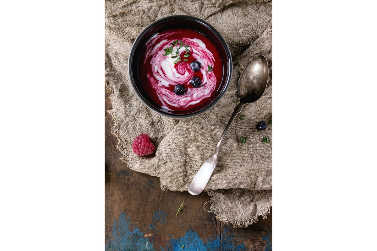 Dessert berry soup example image 1