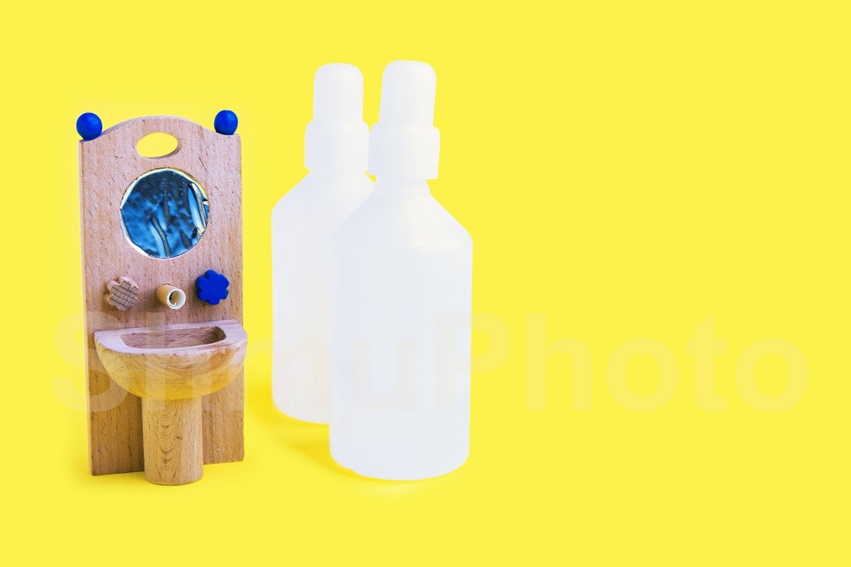 Wooden toy washbasin and anti-bacterial disinfectants example image 1