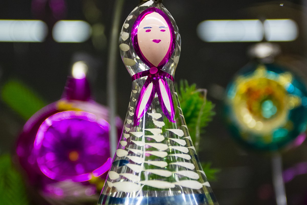 Vintage Christmas tree toy decorations example image 1