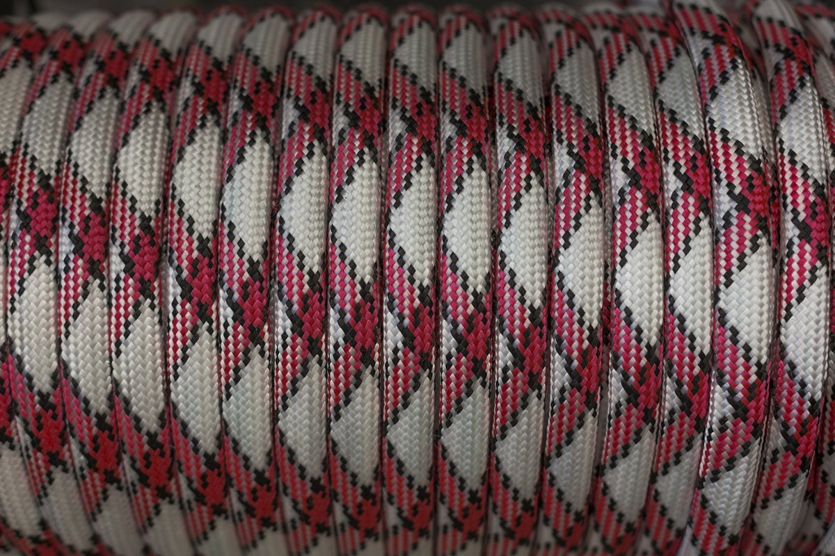 A roll of craft rope example image 1