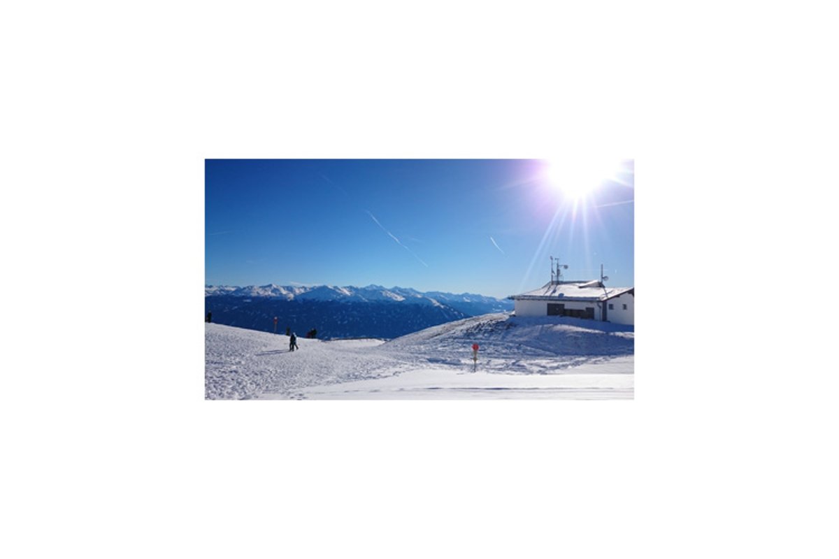 Photo of the Nordkette ski resort Nord park example image 1