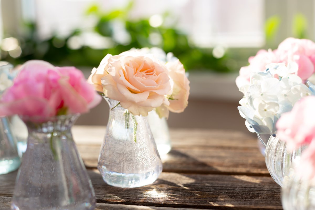 Blue hydrangea,pink sweet pea Lathyrus,roses in crystal vase example image 1