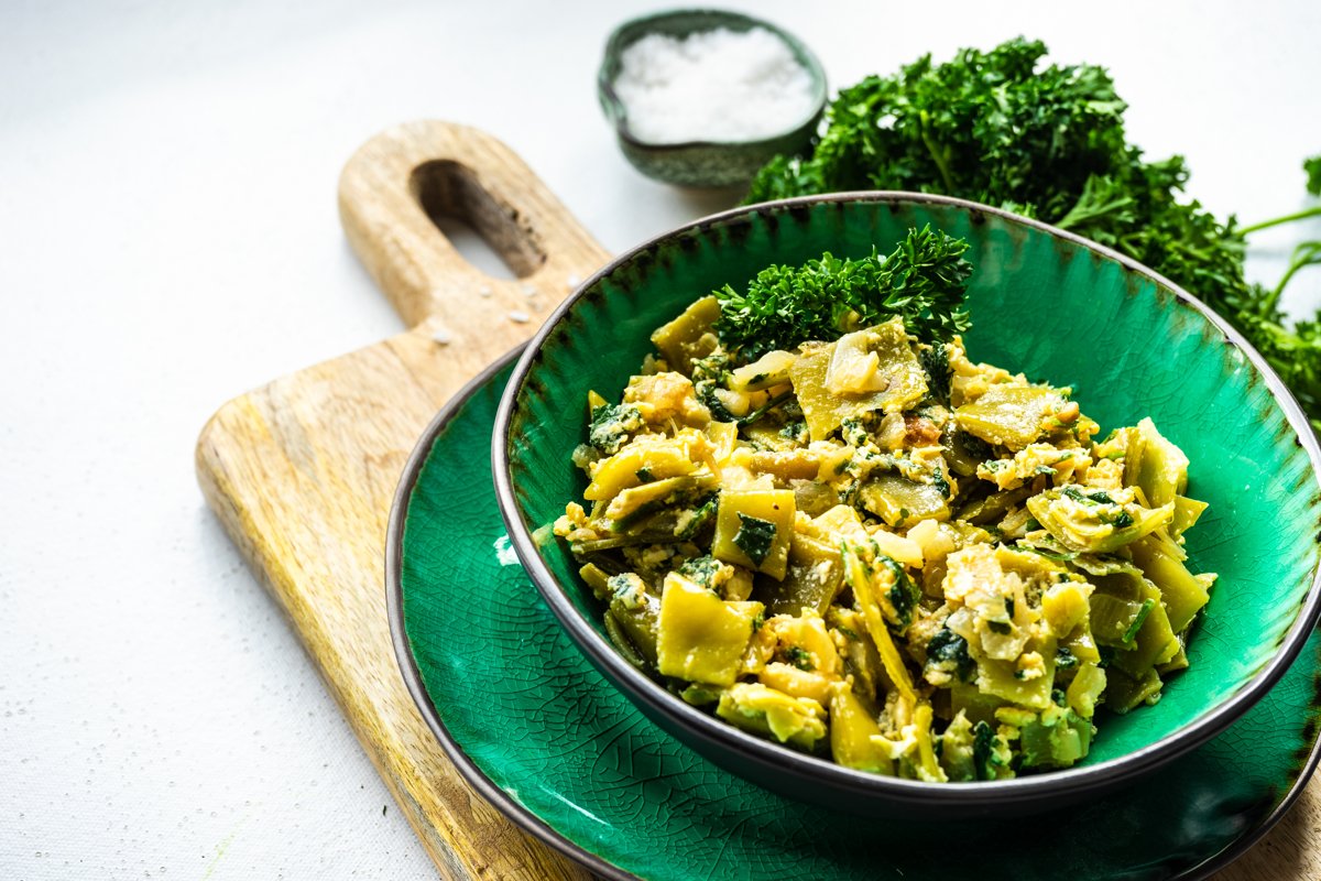 Traditional georgian dish lobio example image 1