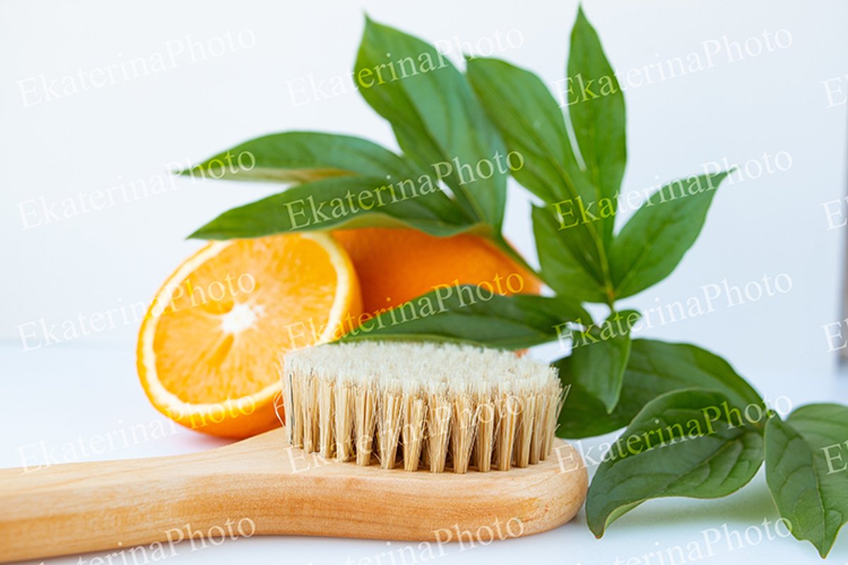 Massage brush. example image 1