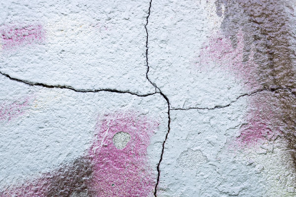 CRACK ON THE WALL example image 1
