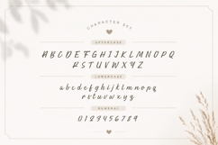 Maladive | Modern Script Font Product Image 2
