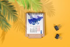 Mini Desk Calendar Mockup Product Image 1