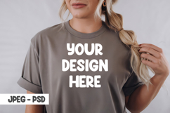 Female model t-shirt mockup psd &amp; jpeg Product Image 1
