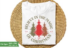 Believe In The Magic Of Christmas Round Sign SVG Design Product Image 1