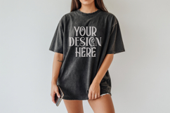 Black Comfort Colors 1717 T-shirt Mockups, Real Model Mock Product Image 1