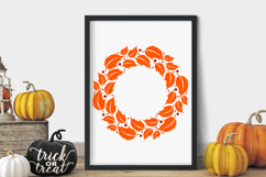 Autumn leaf wreath|Fall foliage frame Product Image 2