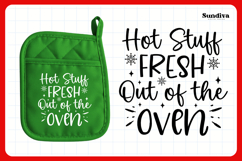Christmas Pot Holder Quote SVG | Fresh Out of the Oven Product Image 3