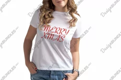 Woman wearing white t-shirt Blank t-shirt mockup Product Image 1