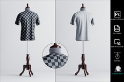 Man T-shirt Mockup Product Image 14