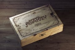 La Asfaotey - Monolite Vintage Font Product Image 13