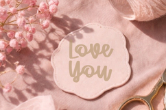 Swirl Wink - Handwritten Script Font Product Image 14