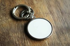 round key chain mockup design Product Image 1