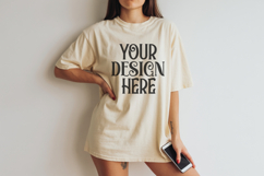 Ivory Comfort Colors 1717 T-shirt Mockups, Real Model Product Image 1