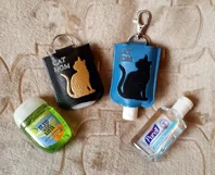 ITH Cat Mom Hand Sanitizer Holder- Snap Tab 5x7 Hoop Product Image 5