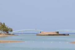 Views that people observe on a sea excursion Product Image 1