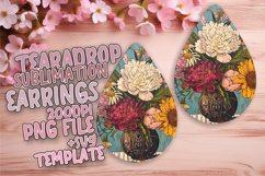 Elegant Vintage Flower Earring Selection PNG Product Image 1