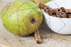 fresh green pears Product Image 1