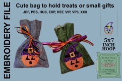 Startled Pumpkin Treat Bag or Small Gift Bag Product Image 1