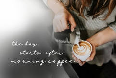 Xana Rosita Cyrillic Font Product Image 2