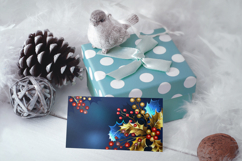 Bouquet with golden holly Product Image 2