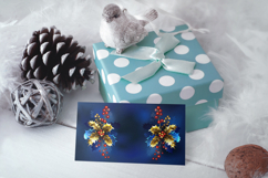 Symmetrical golden holly Product Image 2