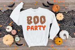Witchcrawl is a Halloween decorative font. Product Image 2